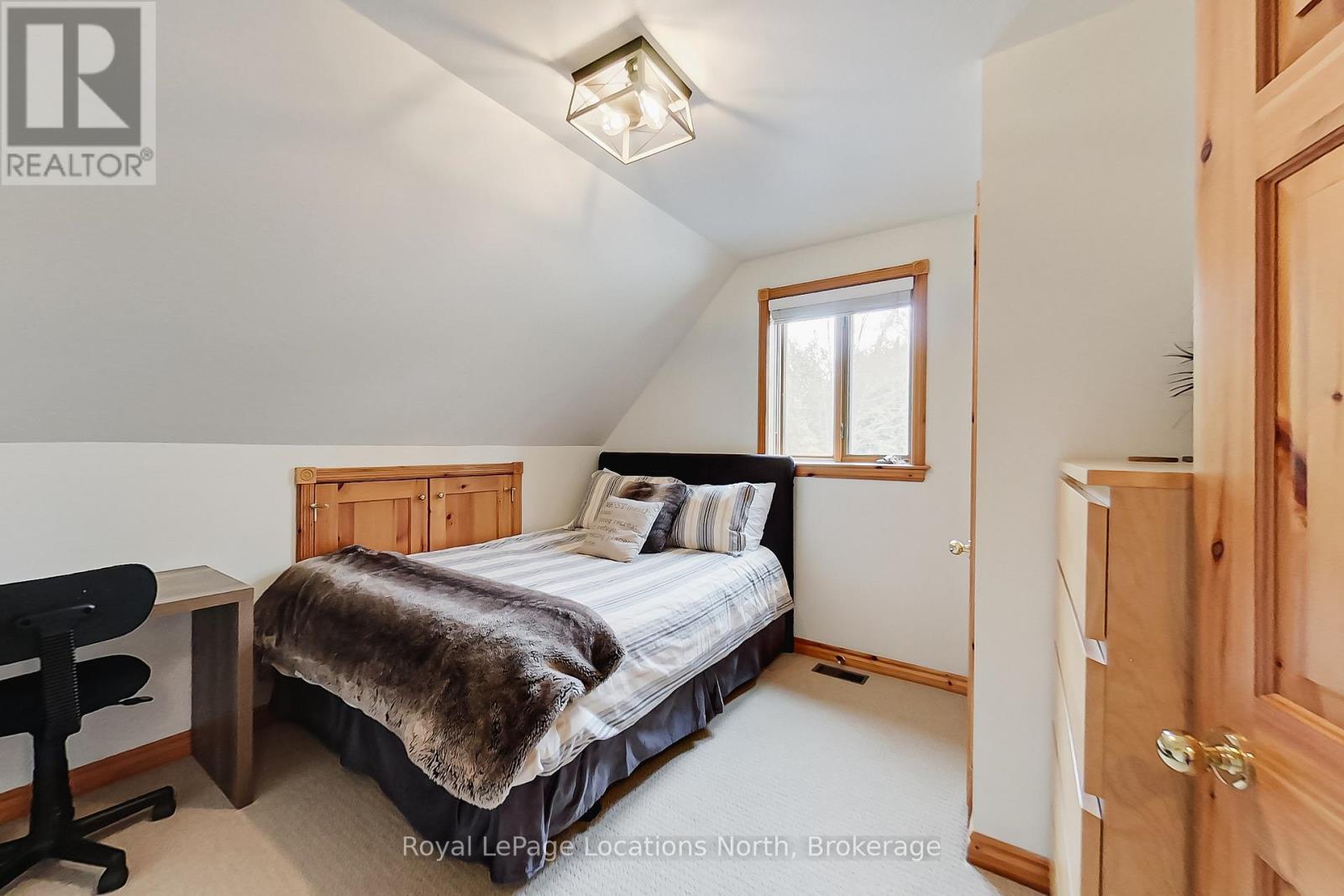 208554 26 Highway Property Photo 30