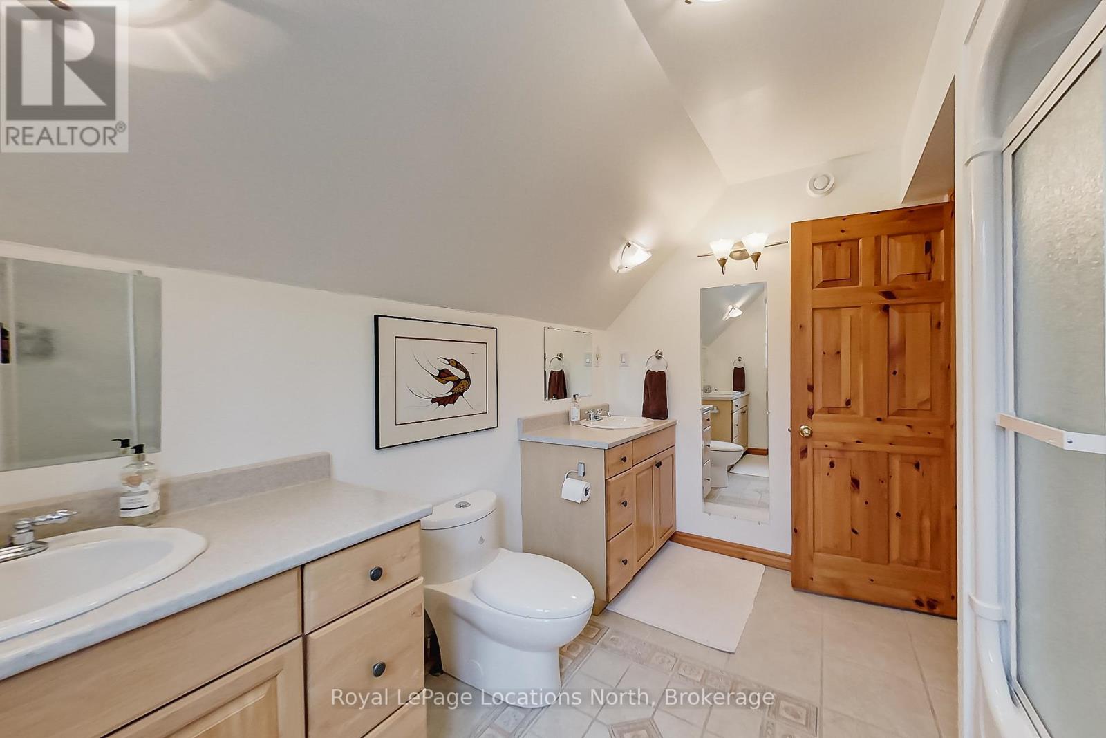 208554 26 Highway Property Photo 32