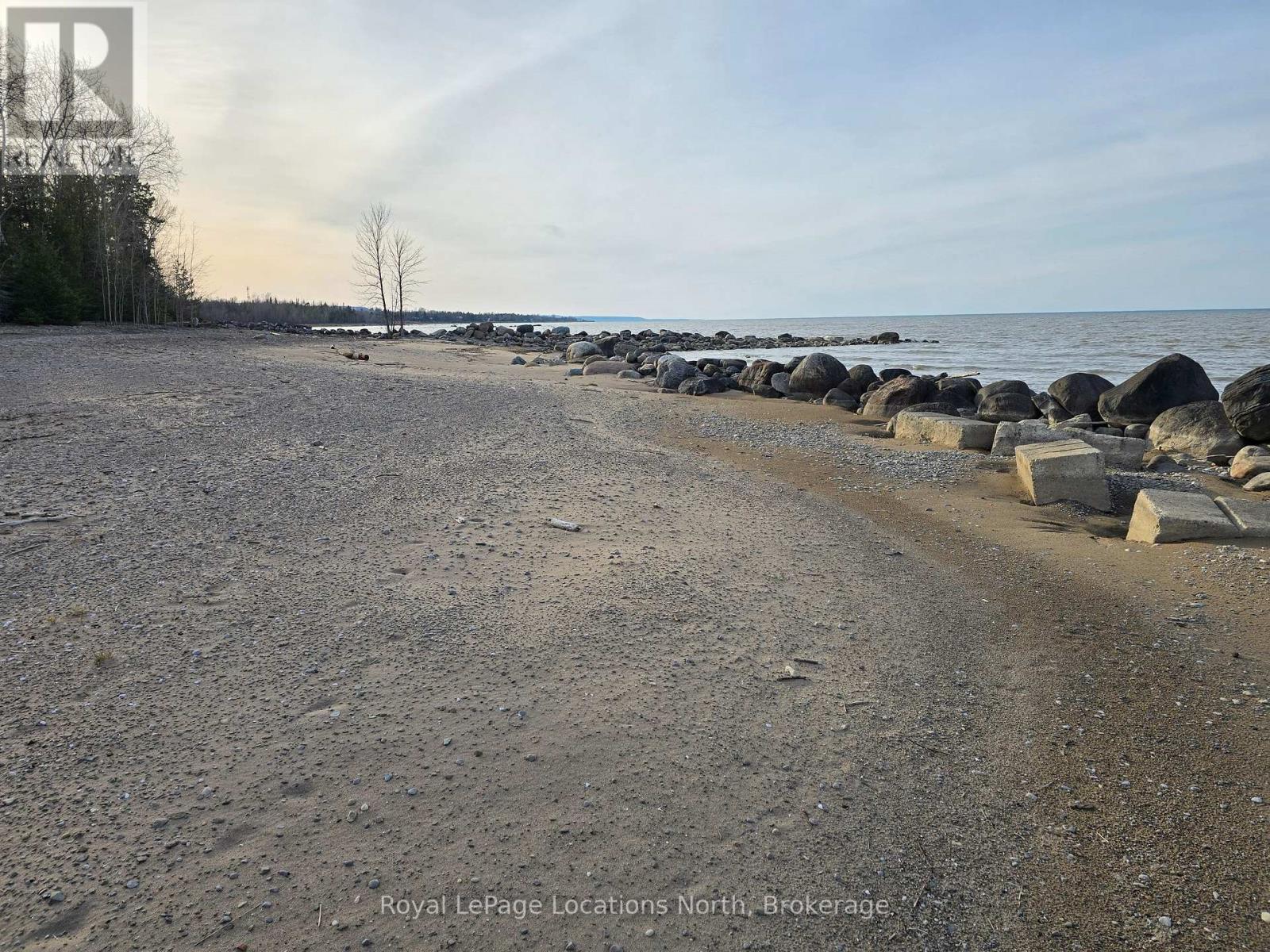 208554 26 Highway Property Photo 44