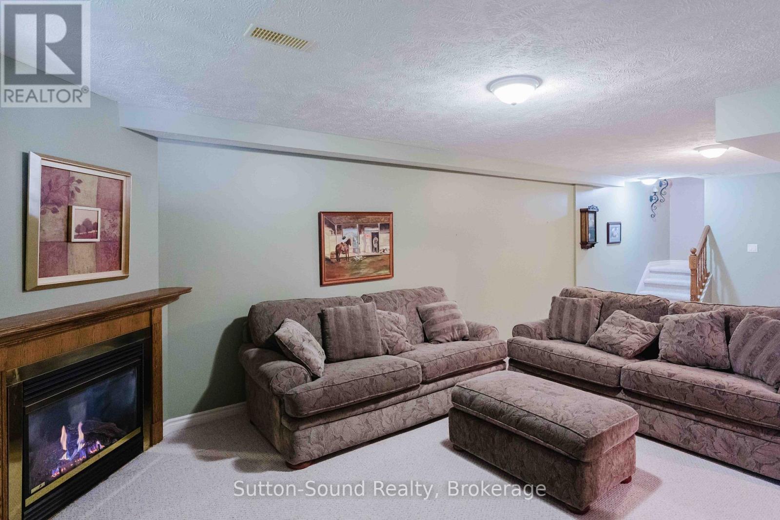 907 9th A Avenue E Property Photo 13