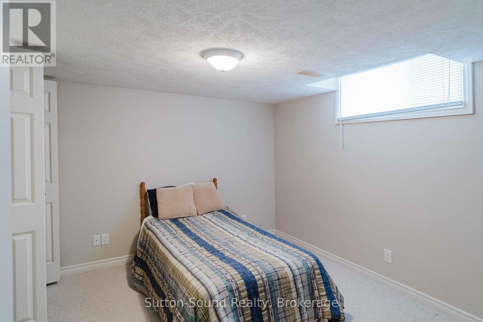 907 9th A Avenue E Property Photo 14