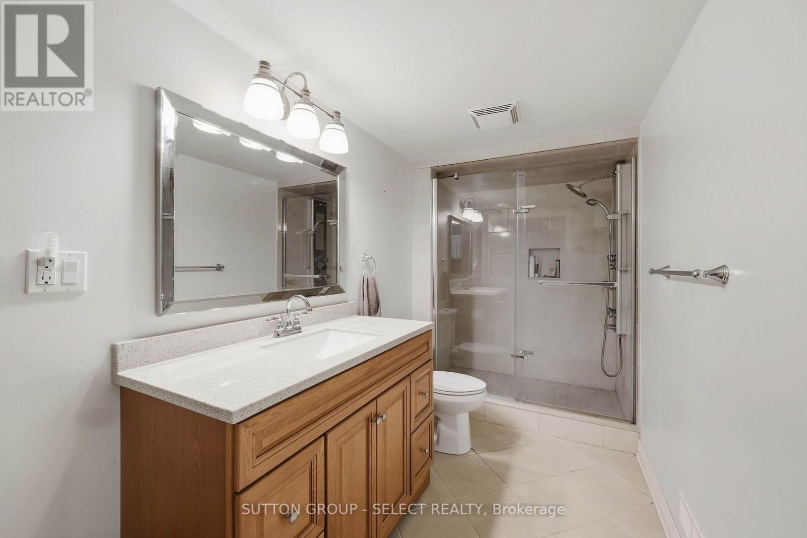 108 Victoria Drive Property Photo 39