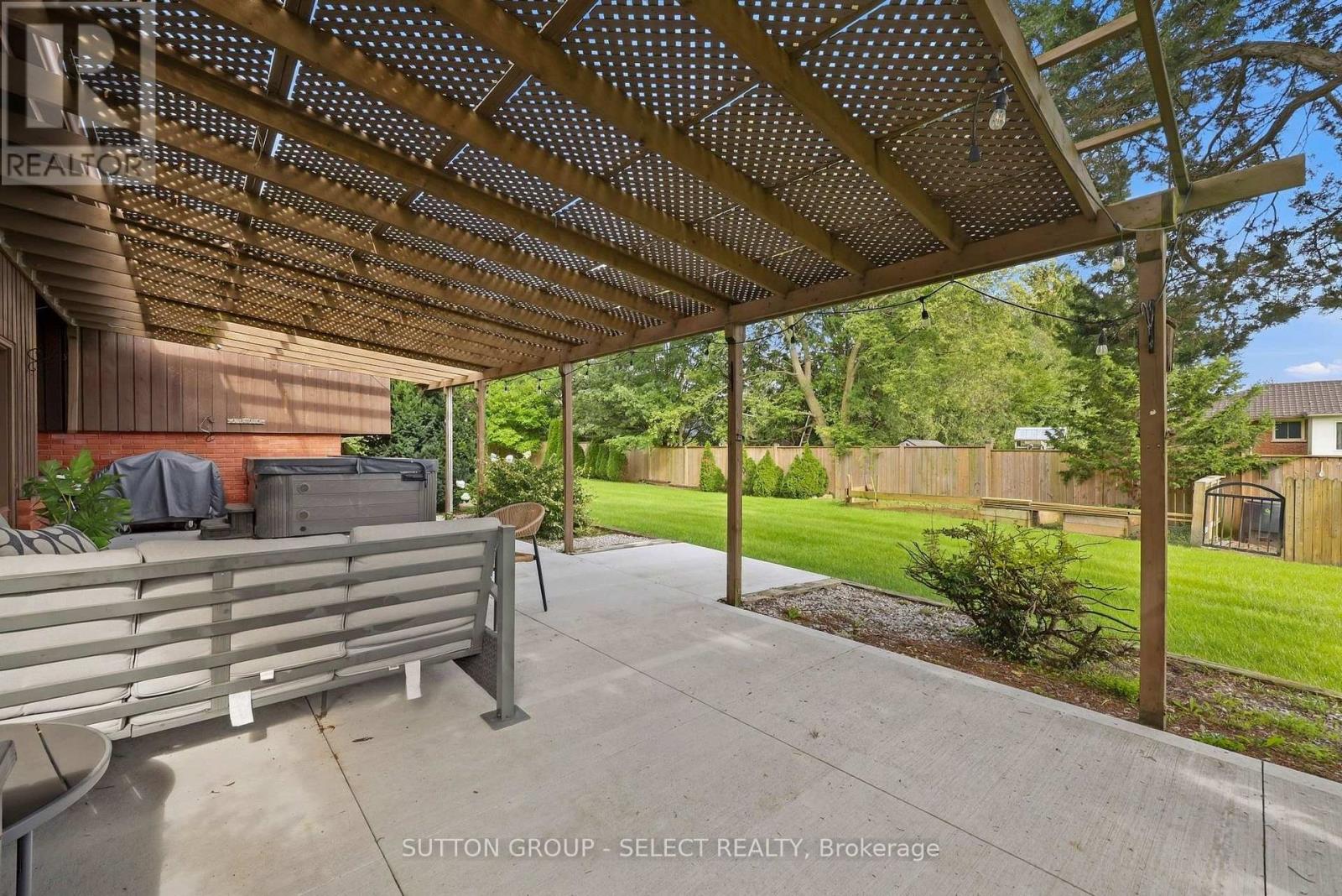 108 Victoria Drive Property Photo 44