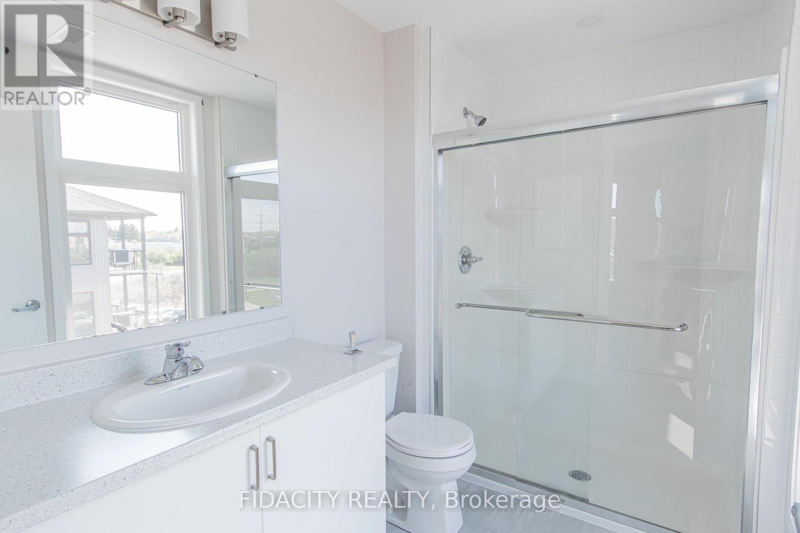 H - 225 Citiplace Drive Property Photo 10