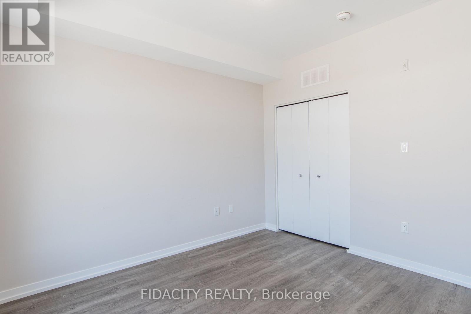 H - 225 Citiplace Drive Property Photo 13