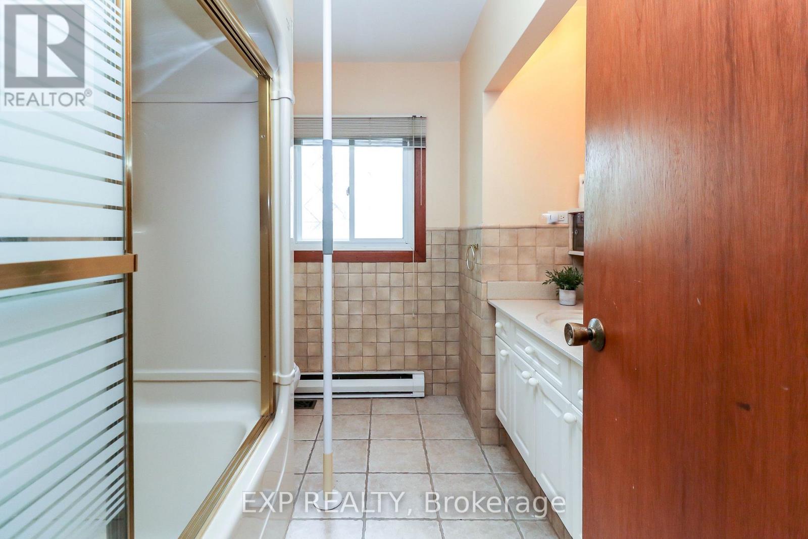 104 Kinsey Place Property Photo 21