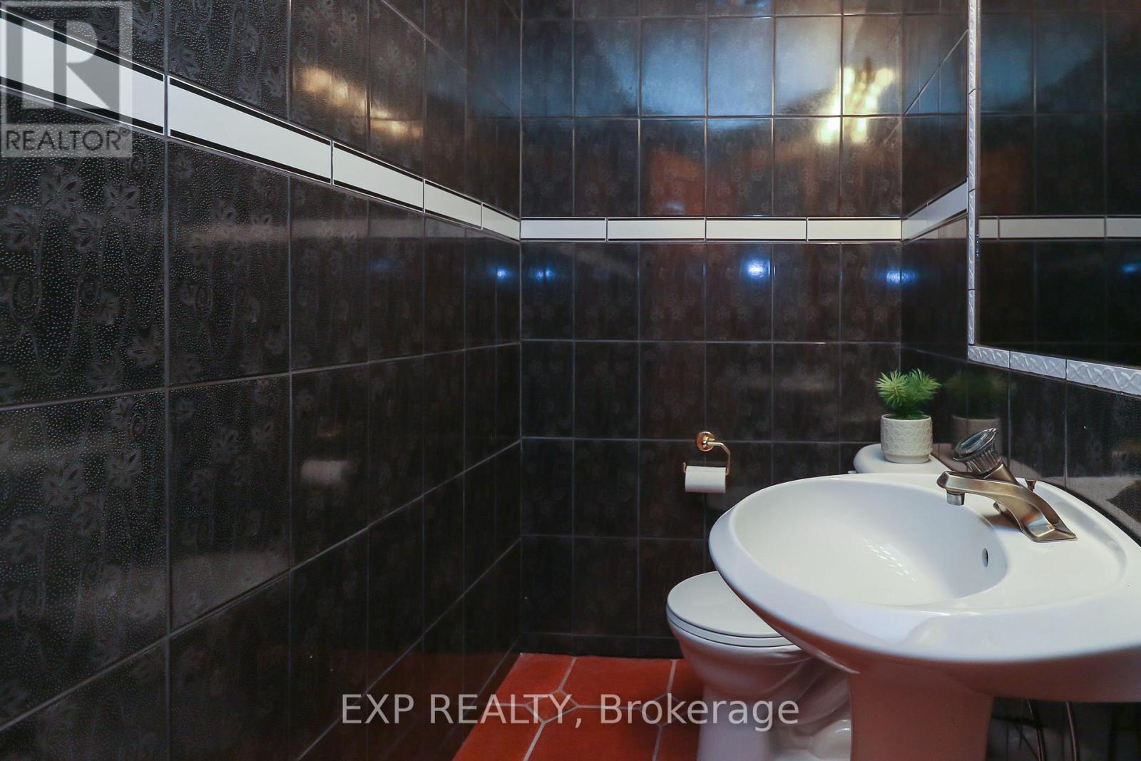 104 Kinsey Place Property Photo 22