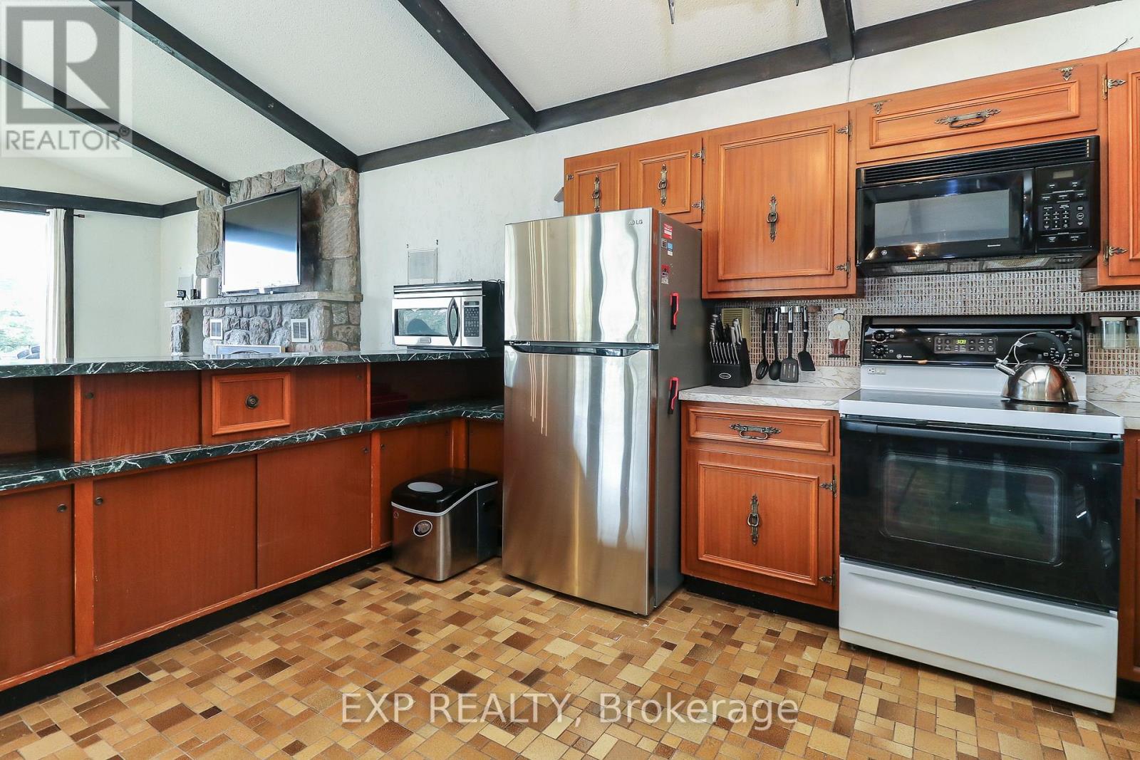 104 Kinsey Place Property Photo 24