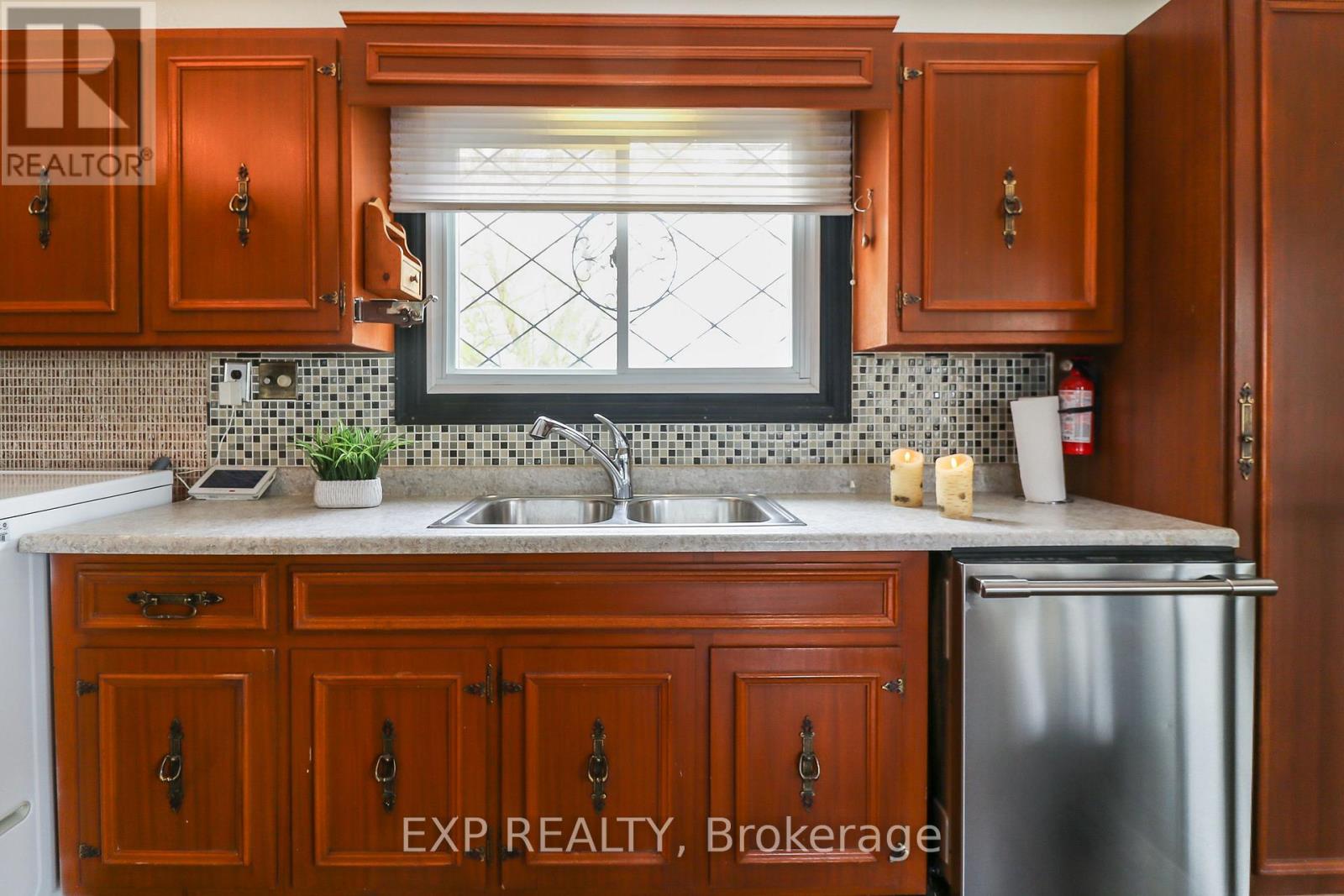 104 Kinsey Place Property Photo 25