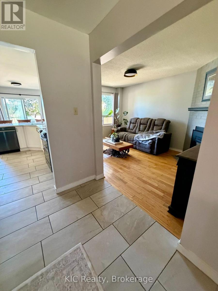 23 Maple Avenue Property Photo 6