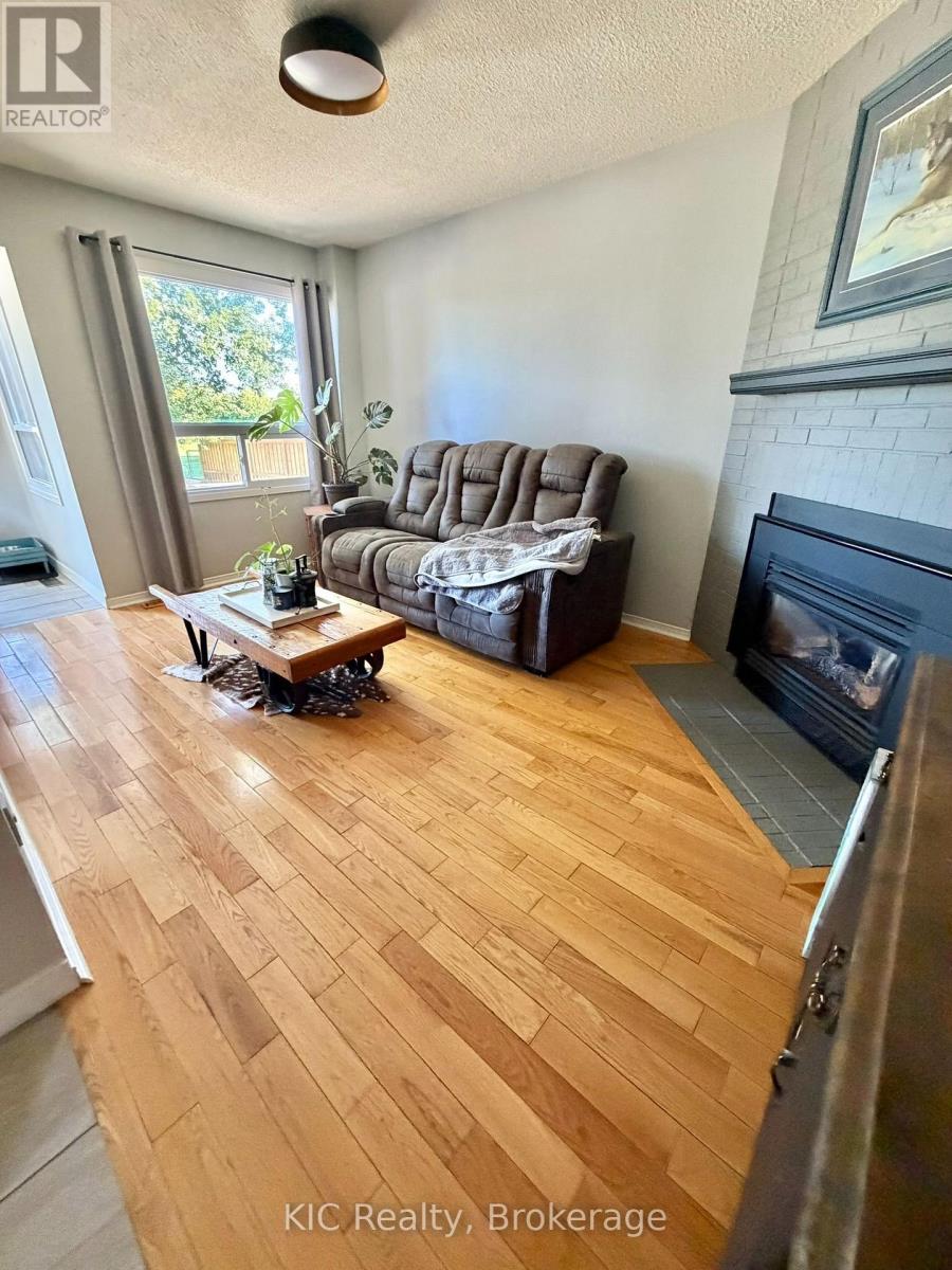 23 Maple Avenue Property Photo 8