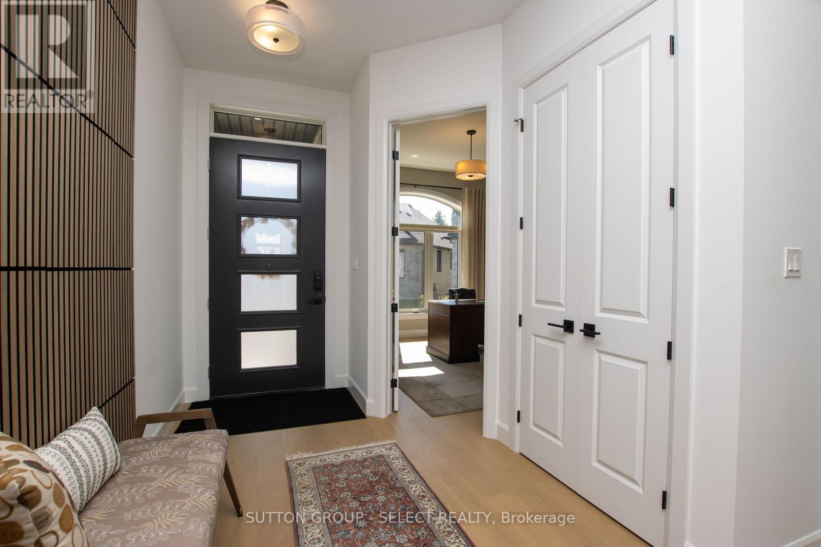 33 - 6990 Clayton Walk Property Photo 3