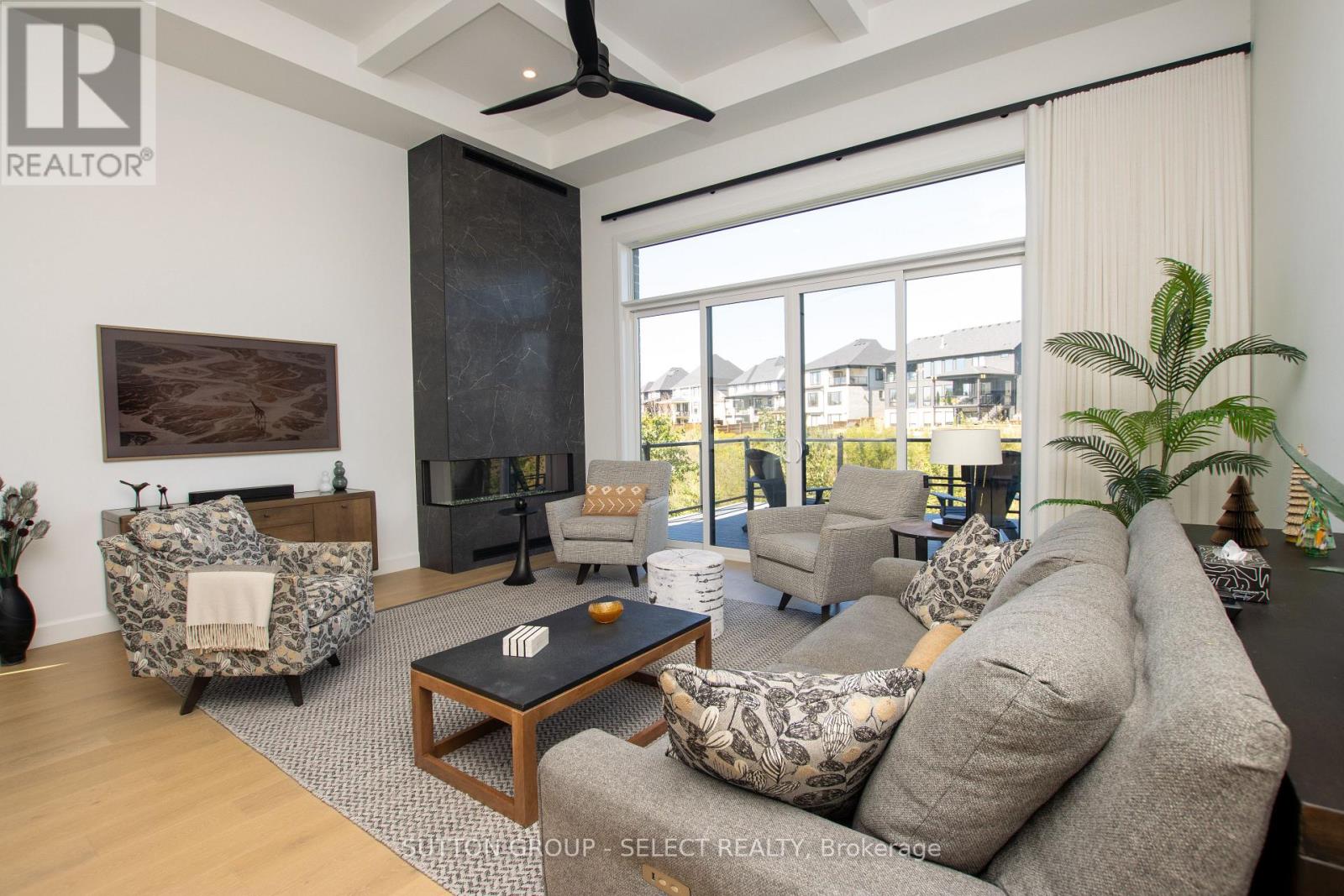 33 - 6990 Clayton Walk Property Photo 16