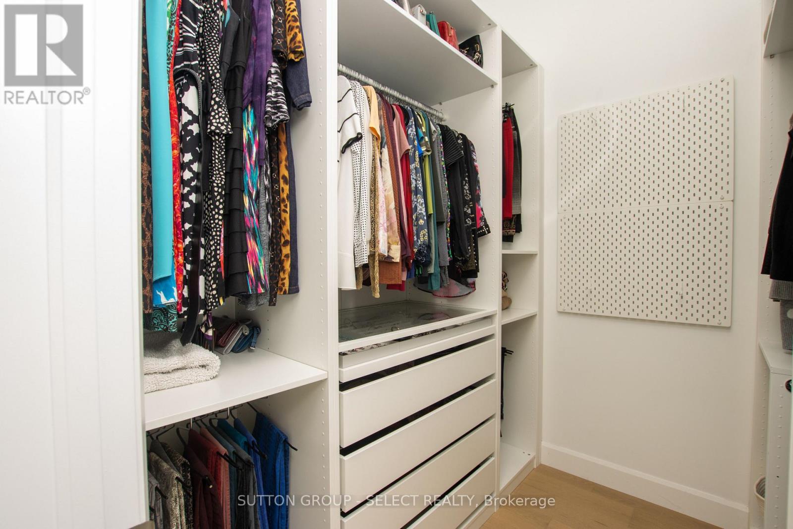 33 - 6990 Clayton Walk Property Photo 23