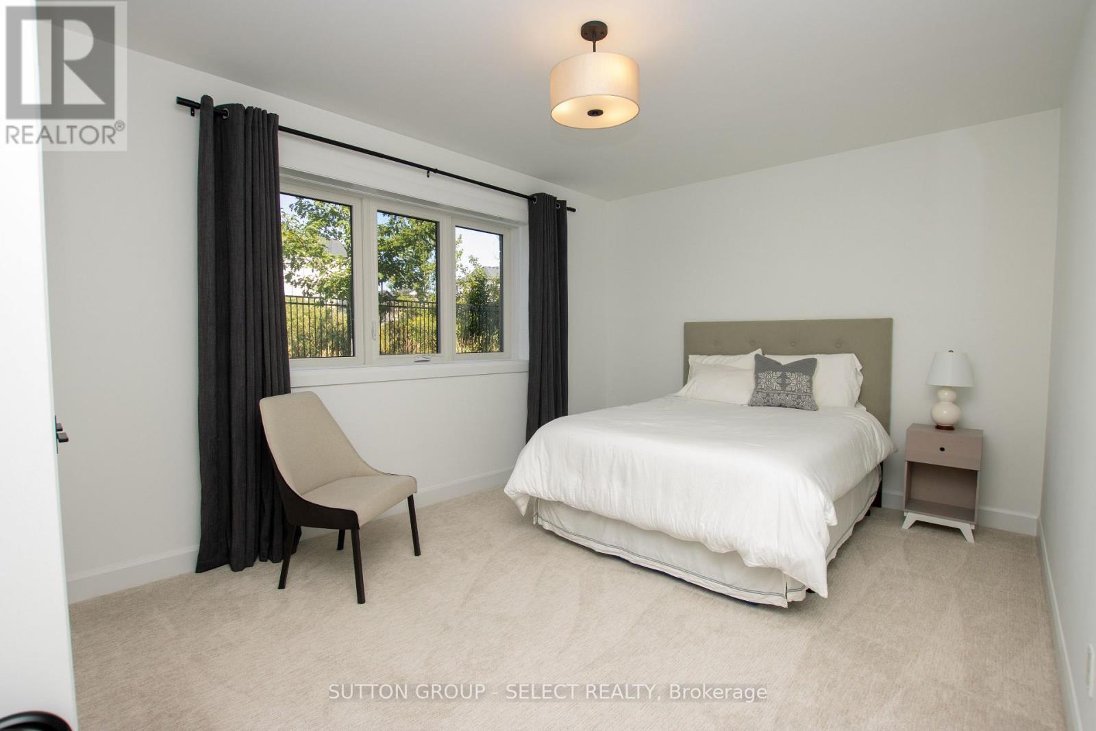 33 - 6990 Clayton Walk Property Photo 28