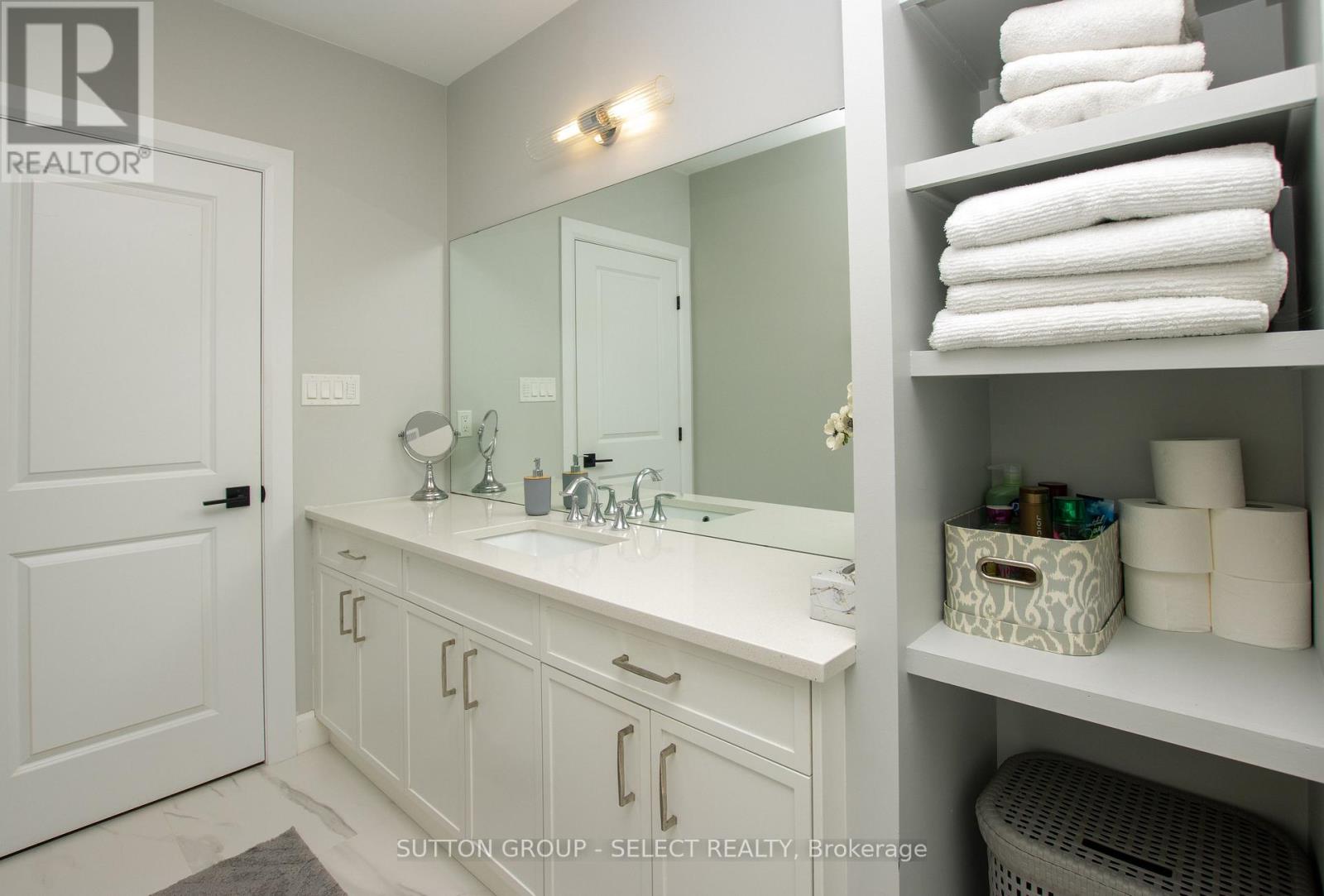 33 - 6990 Clayton Walk Property Photo 32