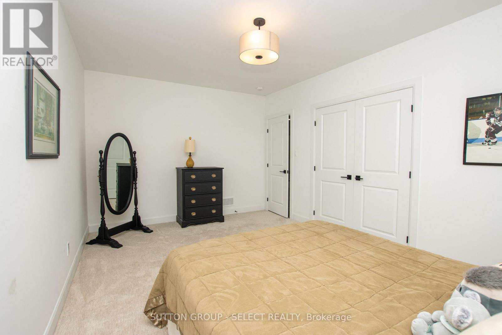 33 - 6990 Clayton Walk Property Photo 34