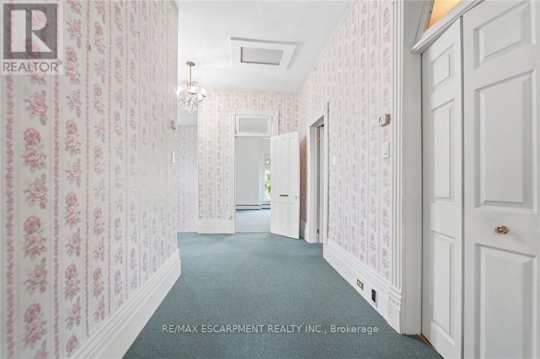 119 2nd Line Property Photo 14