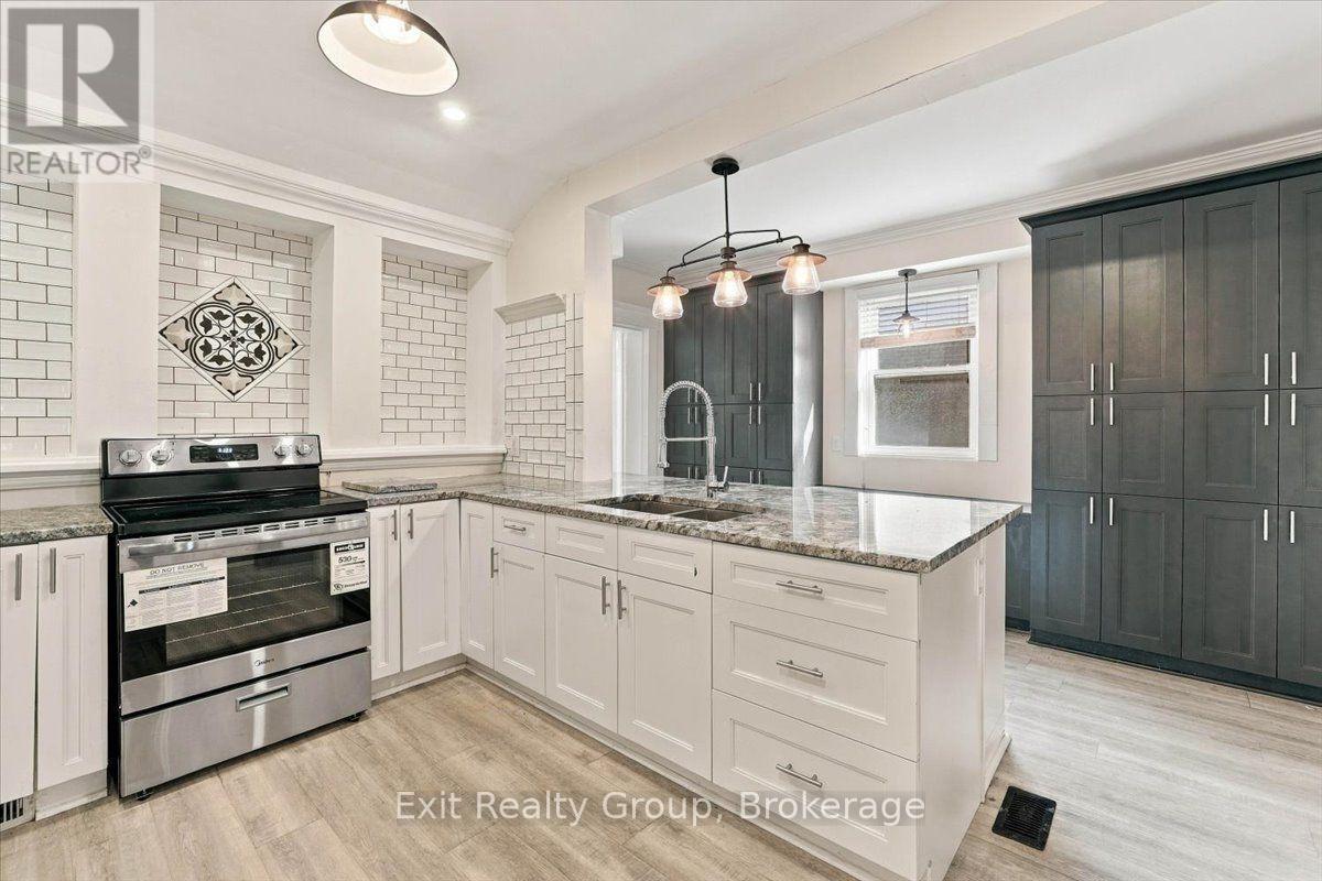 185 Foster Avenue Property Photo 6