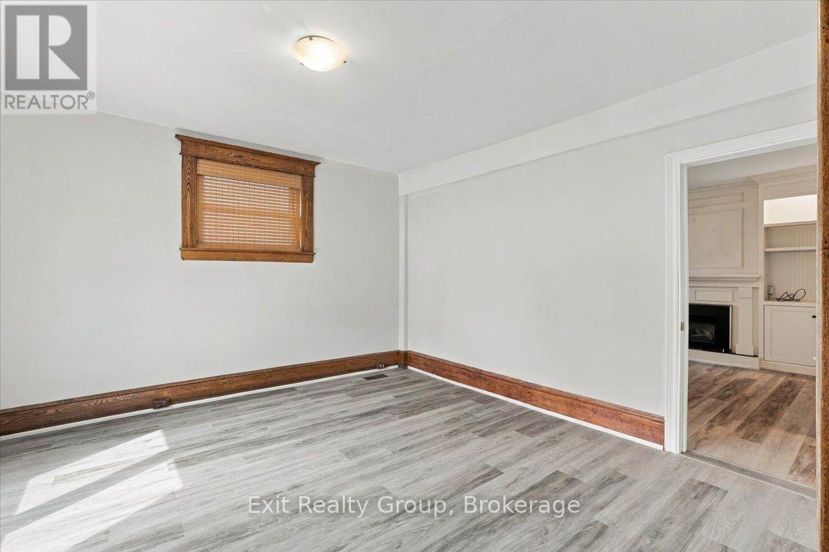 185 Foster Avenue Property Photo 13