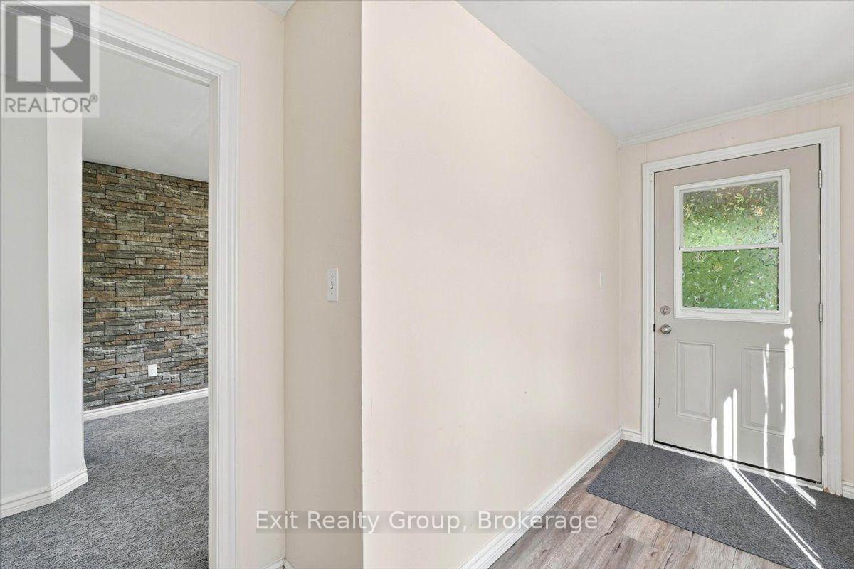 185 Foster Avenue Property Photo 17