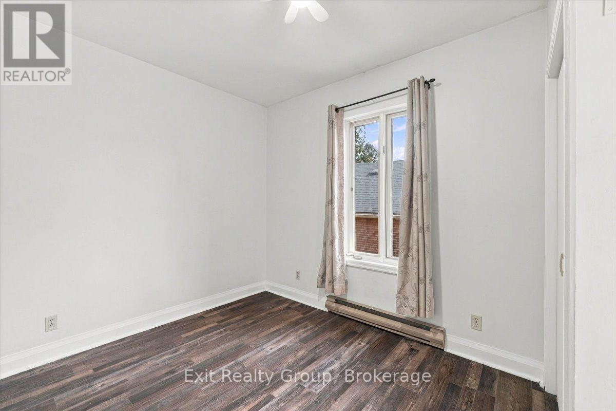 185 Foster Avenue Property Photo 31