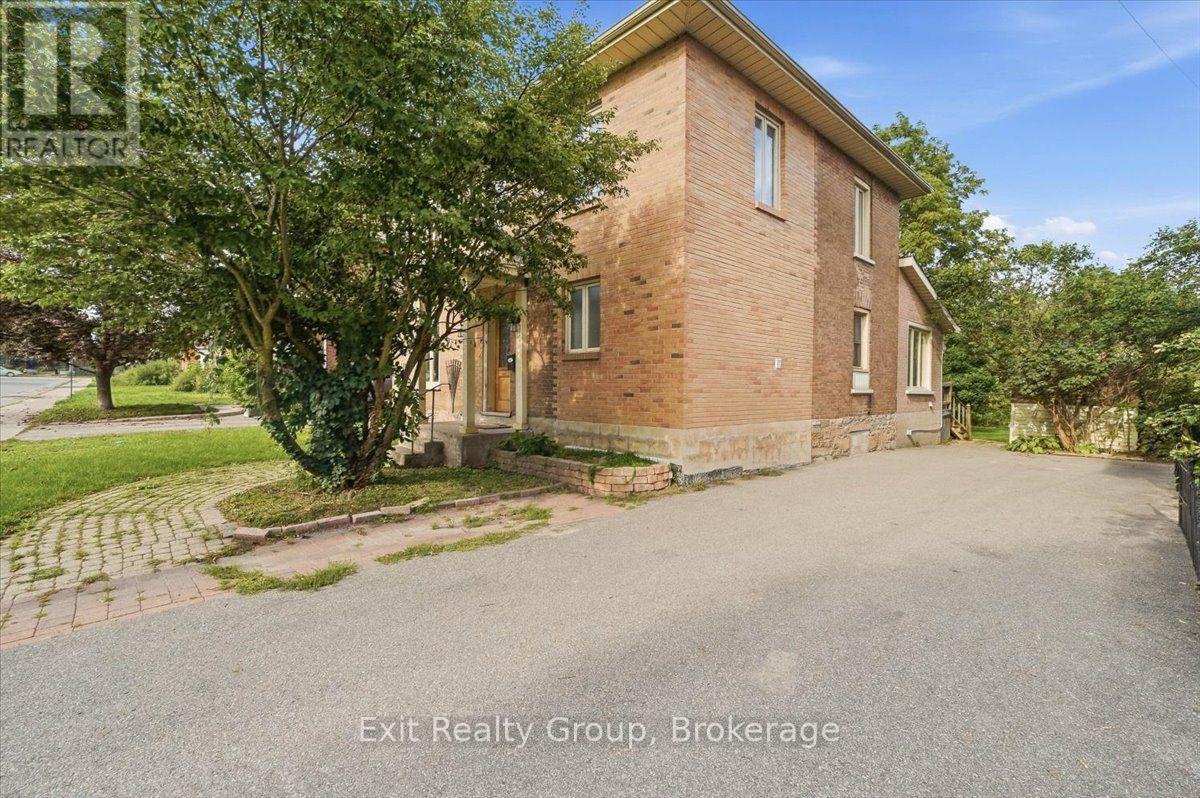 185 Foster Avenue Property Photo 35