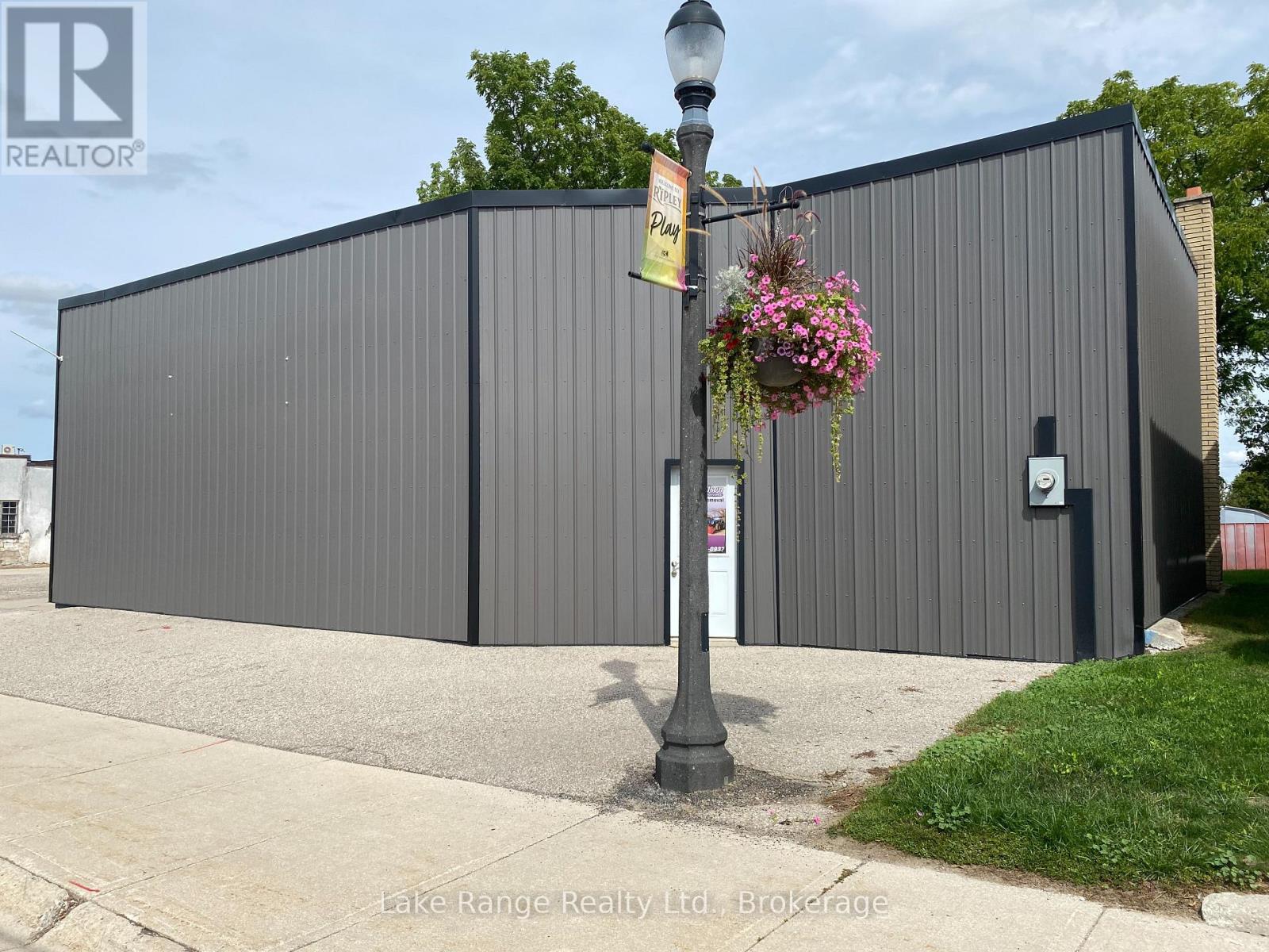 39 Queen Street Property Photo 2
