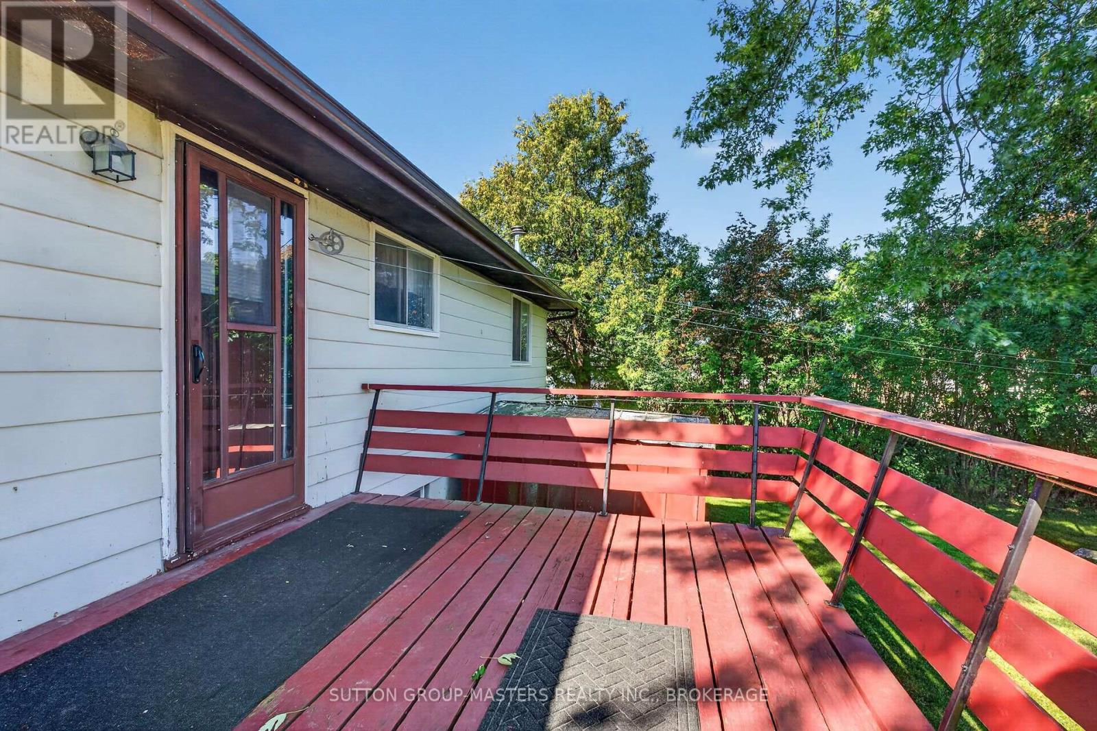 139 Sherwood Avenue Property Photo 11