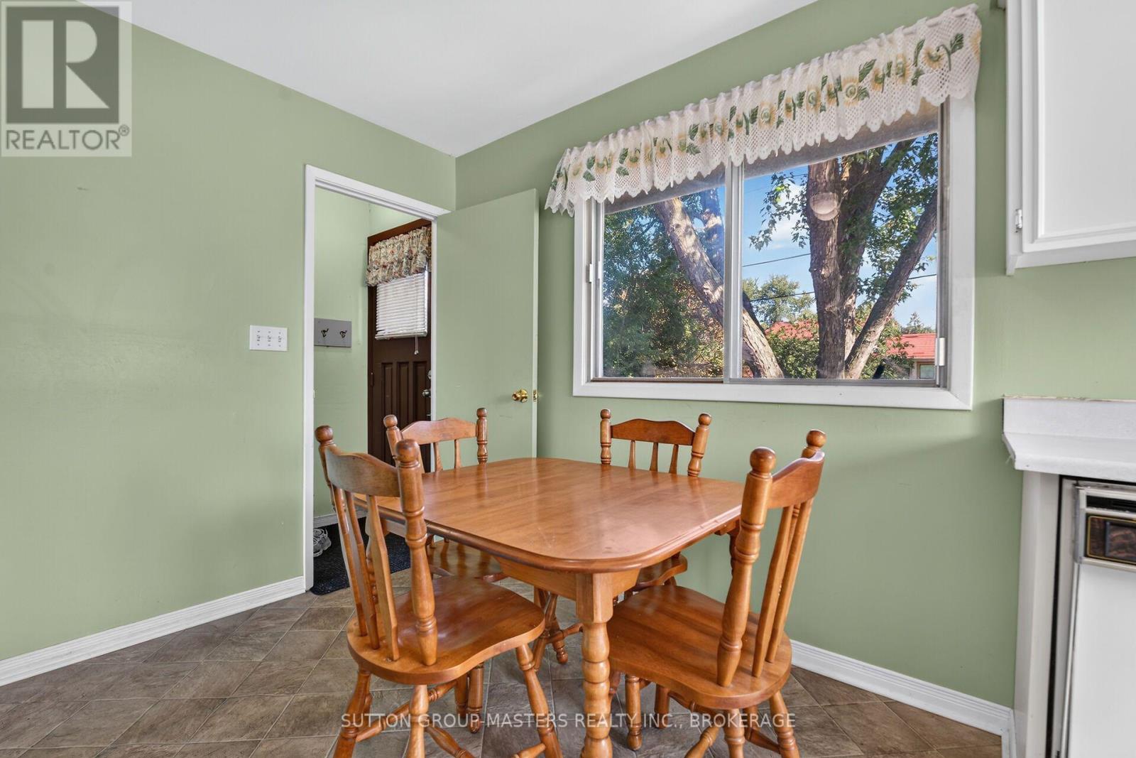 139 Sherwood Avenue Property Photo 18