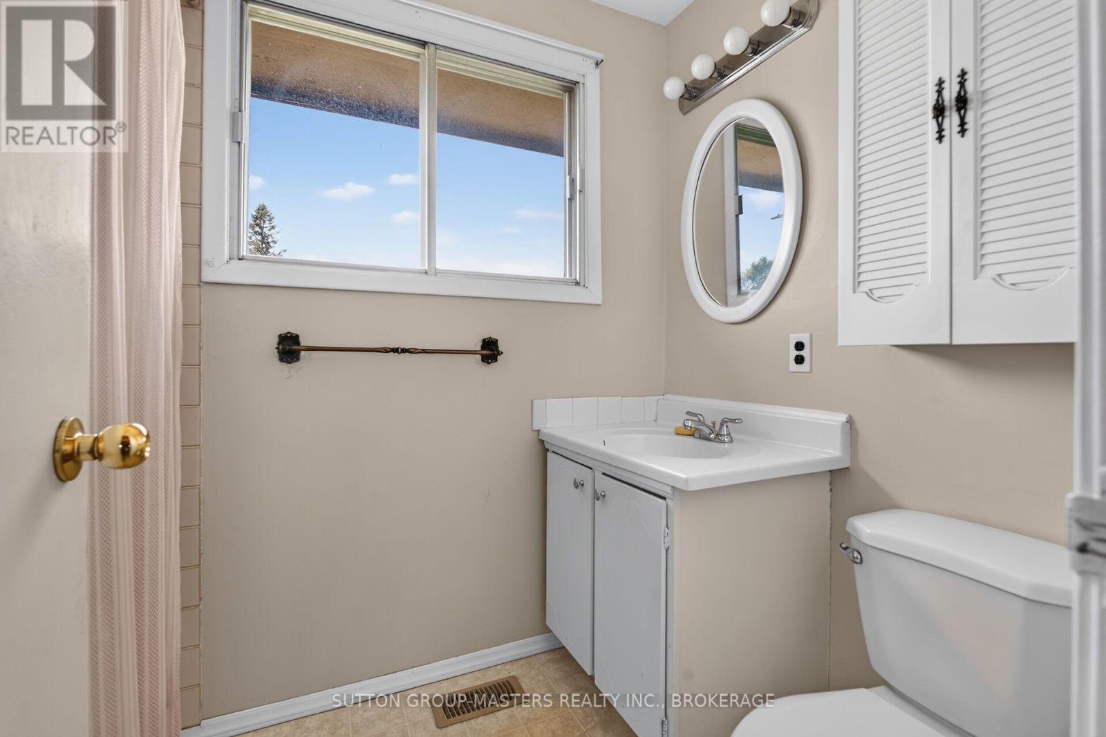 139 Sherwood Avenue Property Photo 25