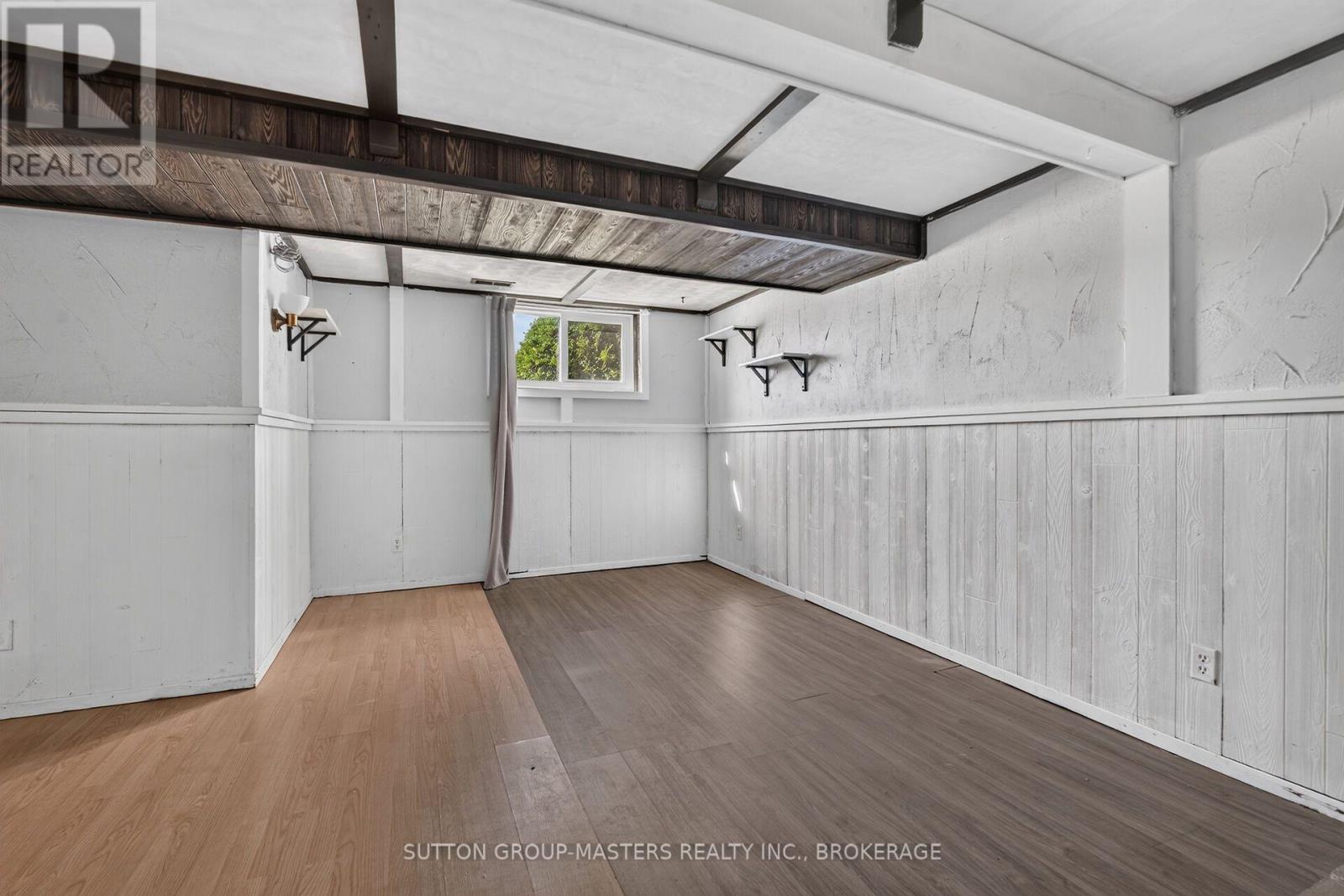 139 Sherwood Avenue Property Photo 32