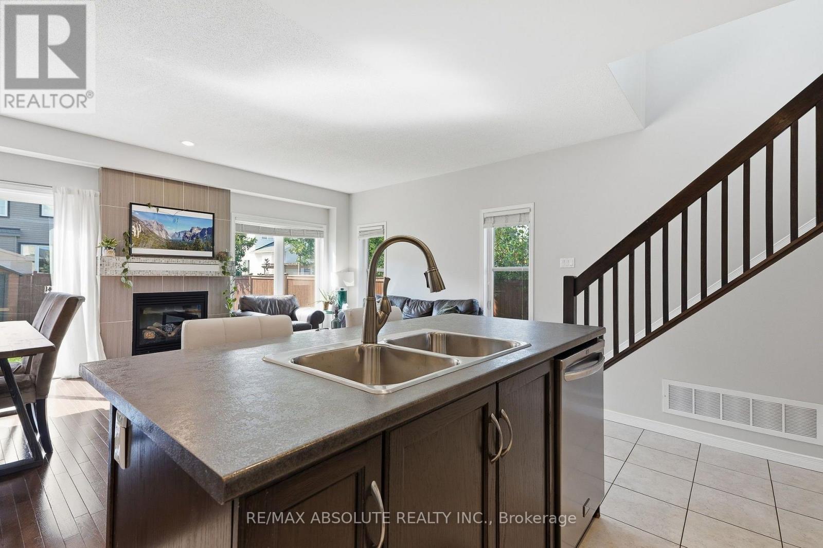 2198 Nantes Street Property Photo 7