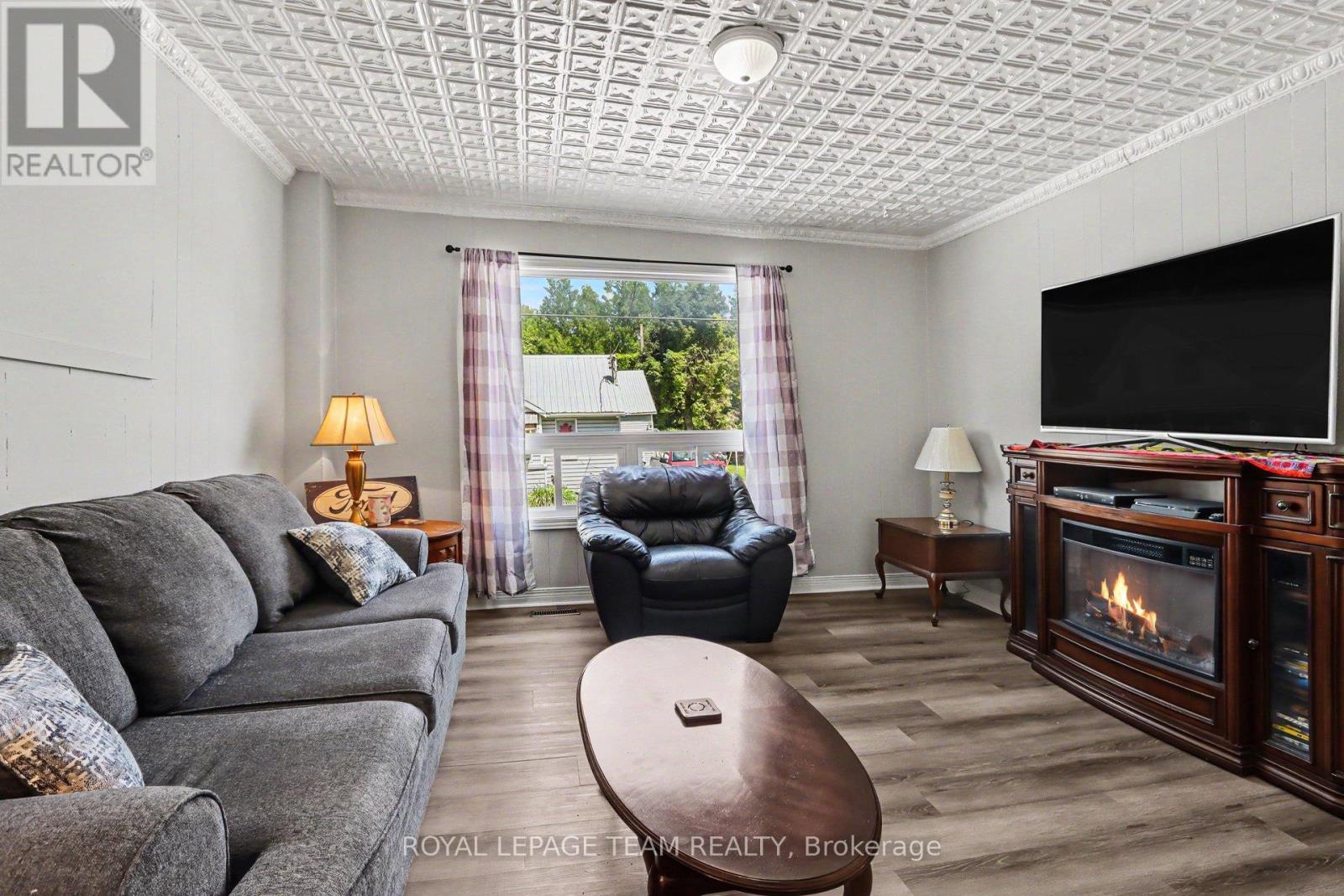 10486 Clark Road Property Photo 4