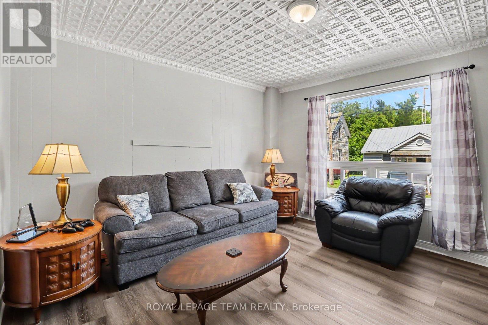 10486 Clark Road Property Photo 6
