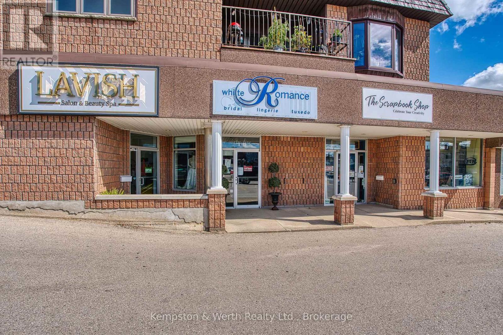 165 Inkerman Street W Property Photo 32