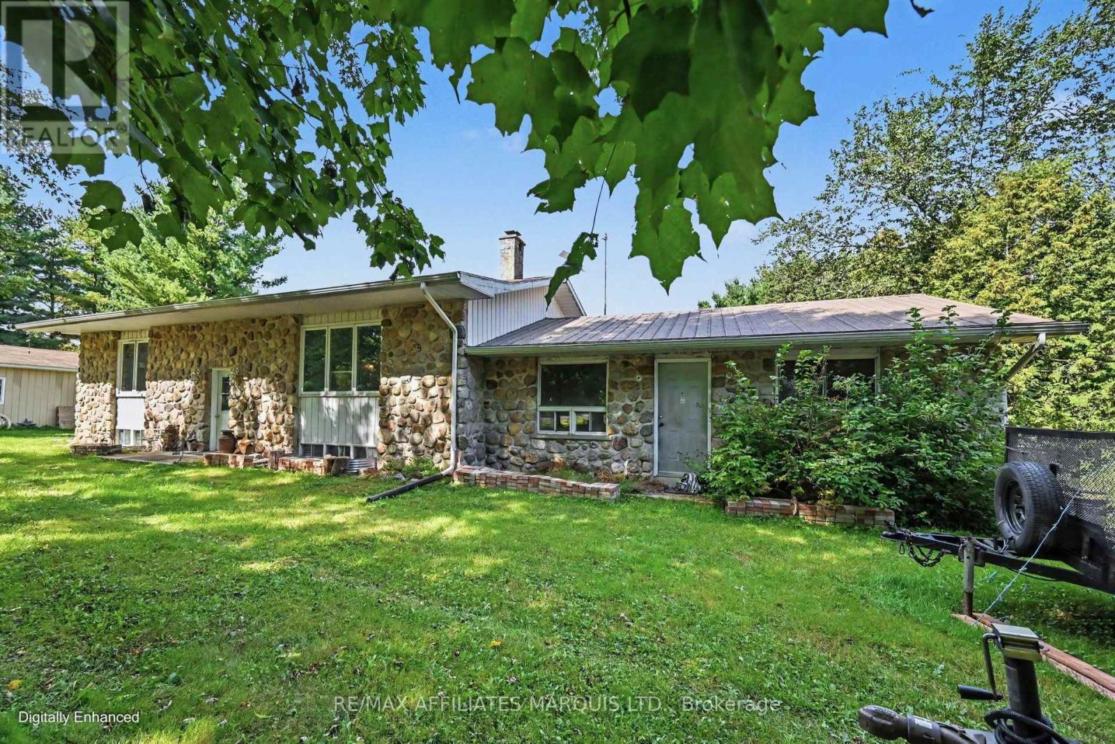 21111 Conc 8 Road Property Photo 1