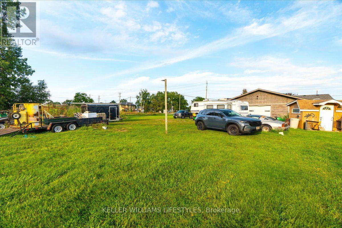 27705 Kerwood Road Property Photo 7