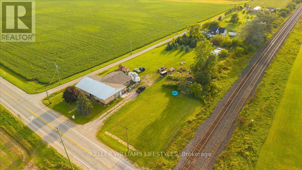 27705 Kerwood Road Property Photo 8