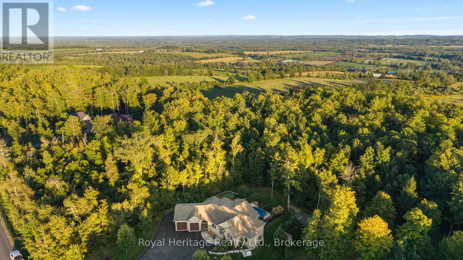 987 Sharpe Line Property Photo 3