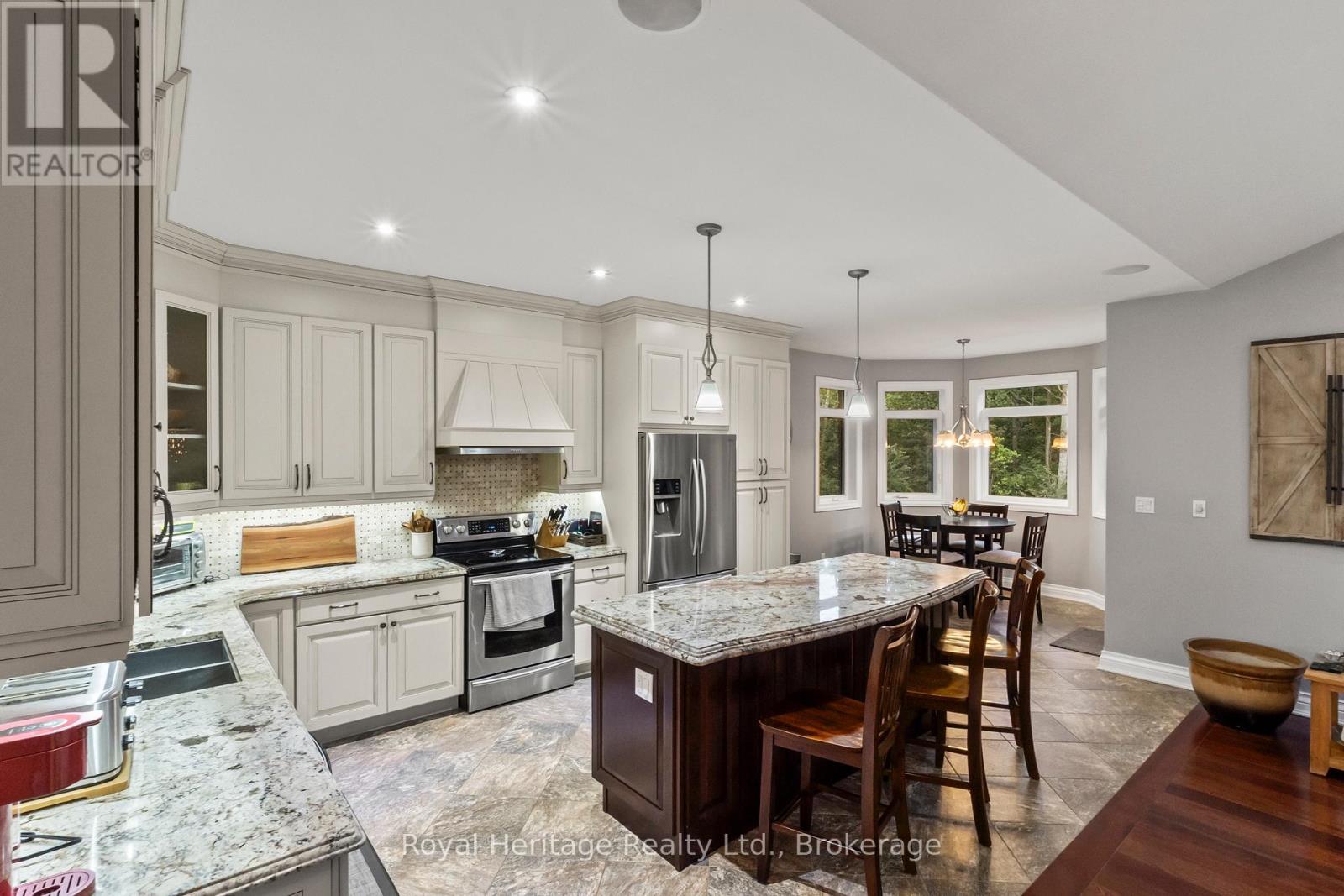 987 Sharpe Line Property Photo 10
