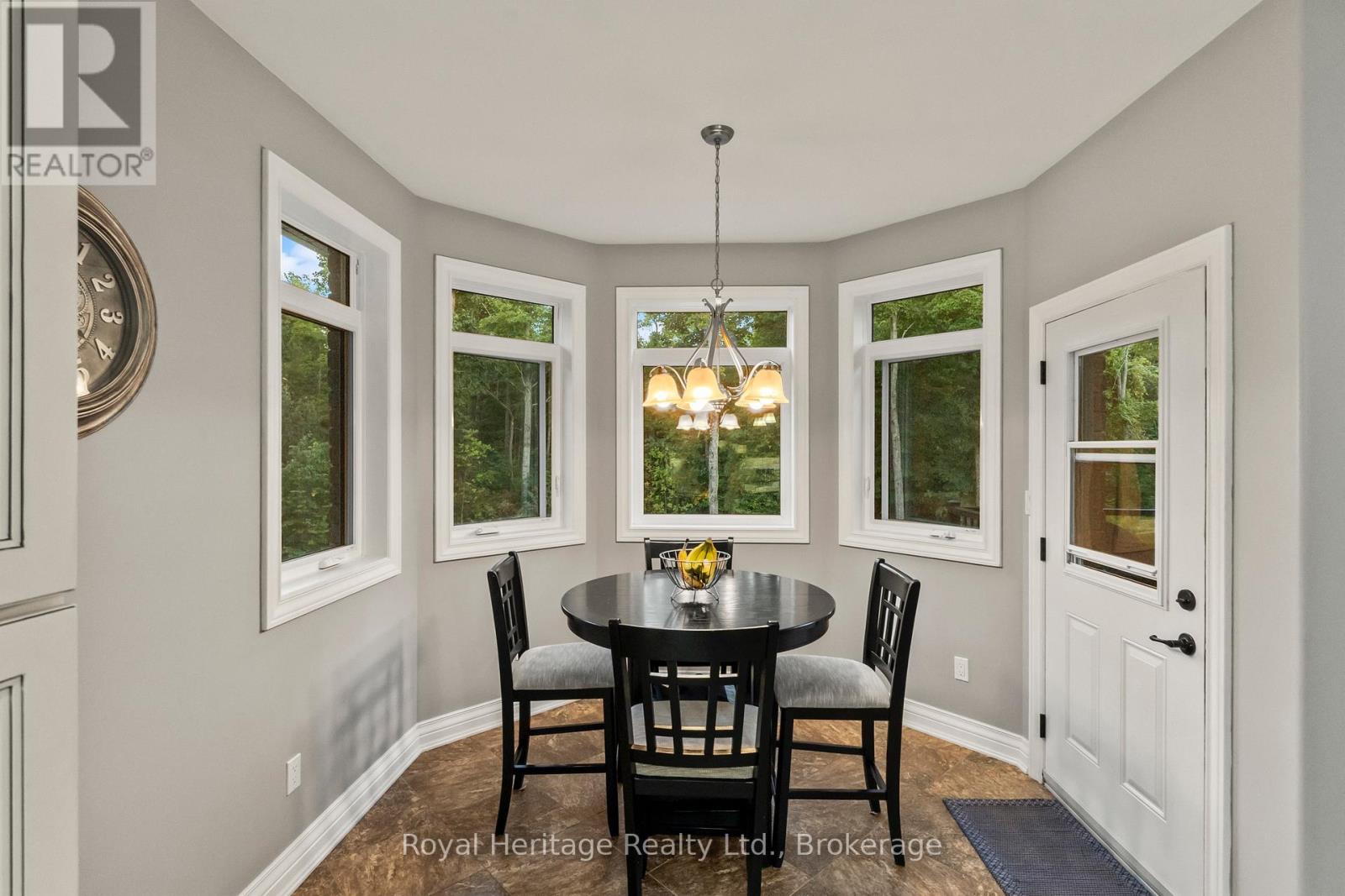 987 Sharpe Line Property Photo 14
