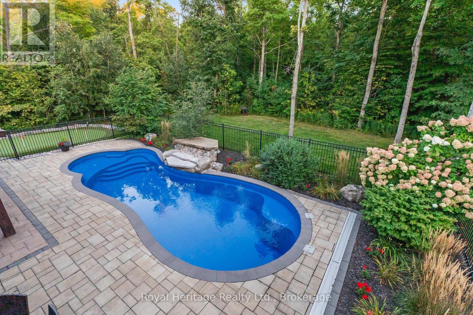 987 Sharpe Line Property Photo 16