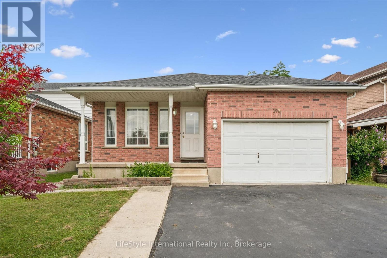 193 DEERPATH DRIVE Property Photo 1