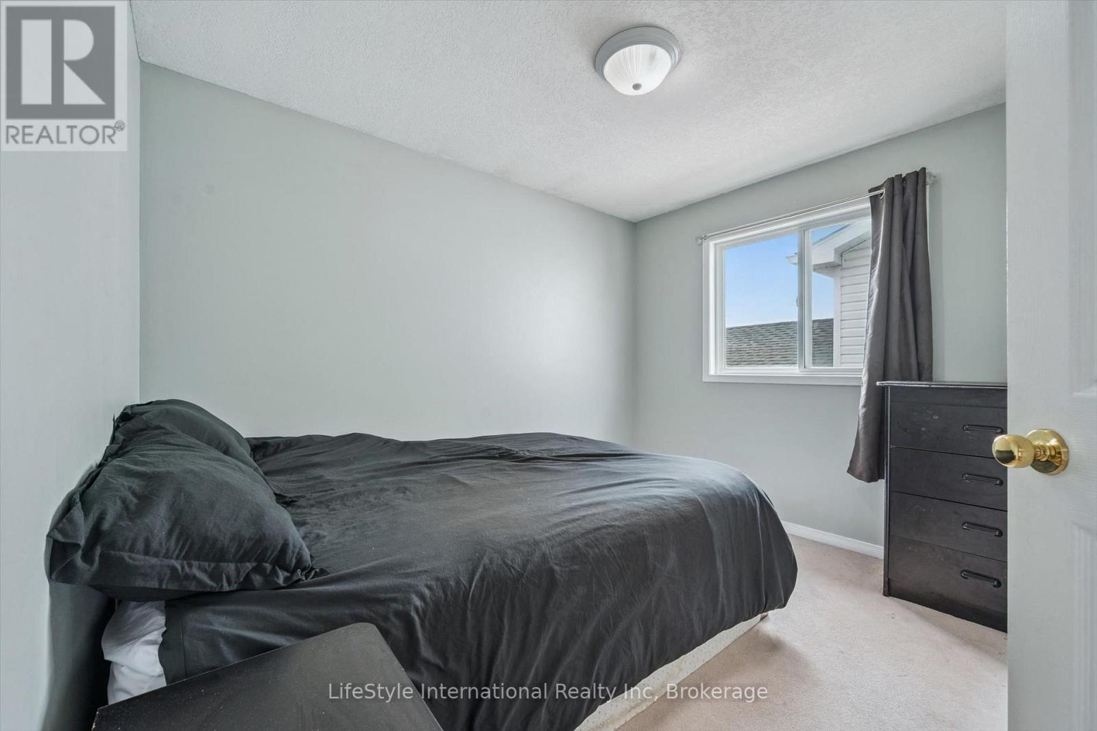 193 Deerpath Drive Property Photo 26