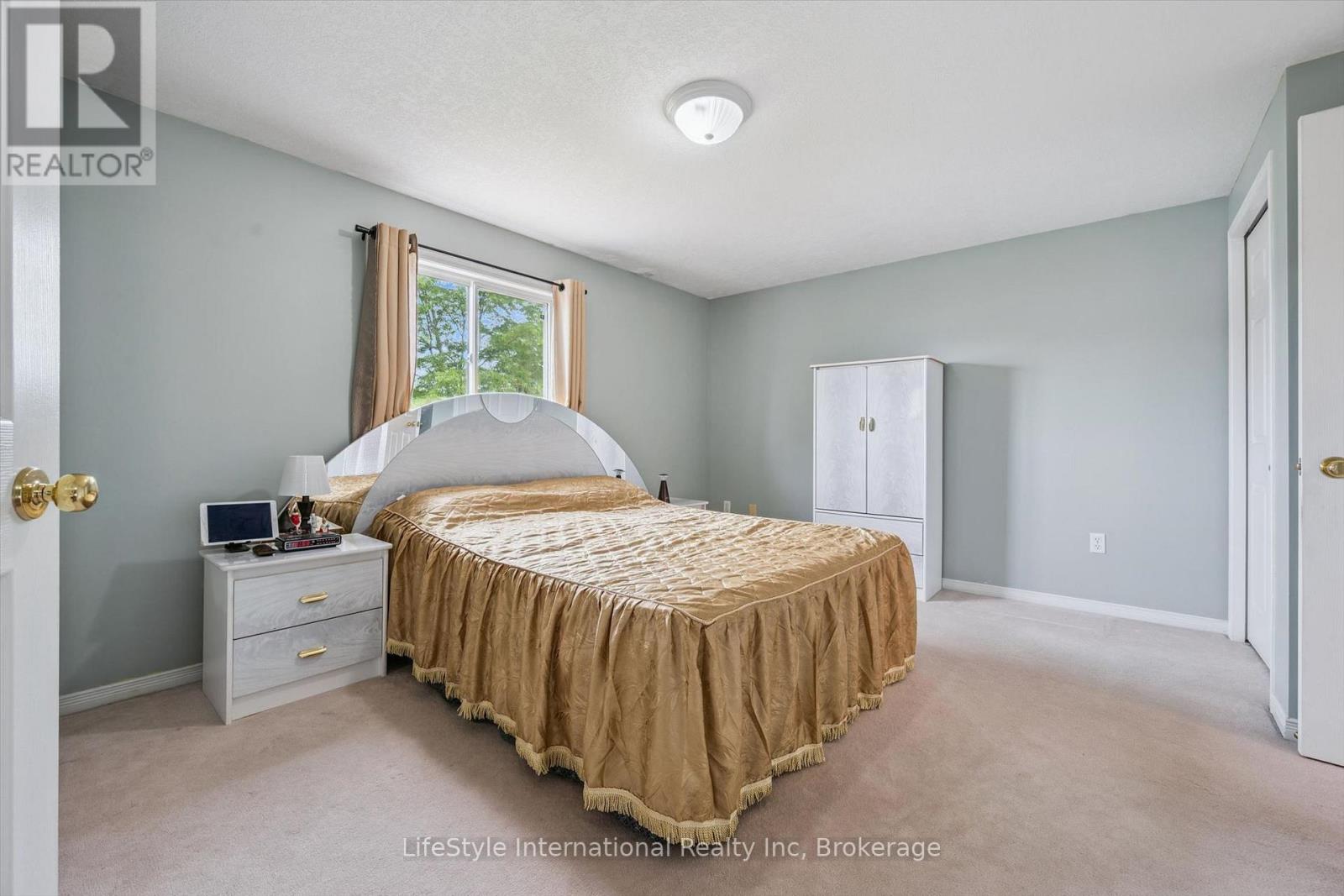 193 Deerpath Drive Property Photo 29