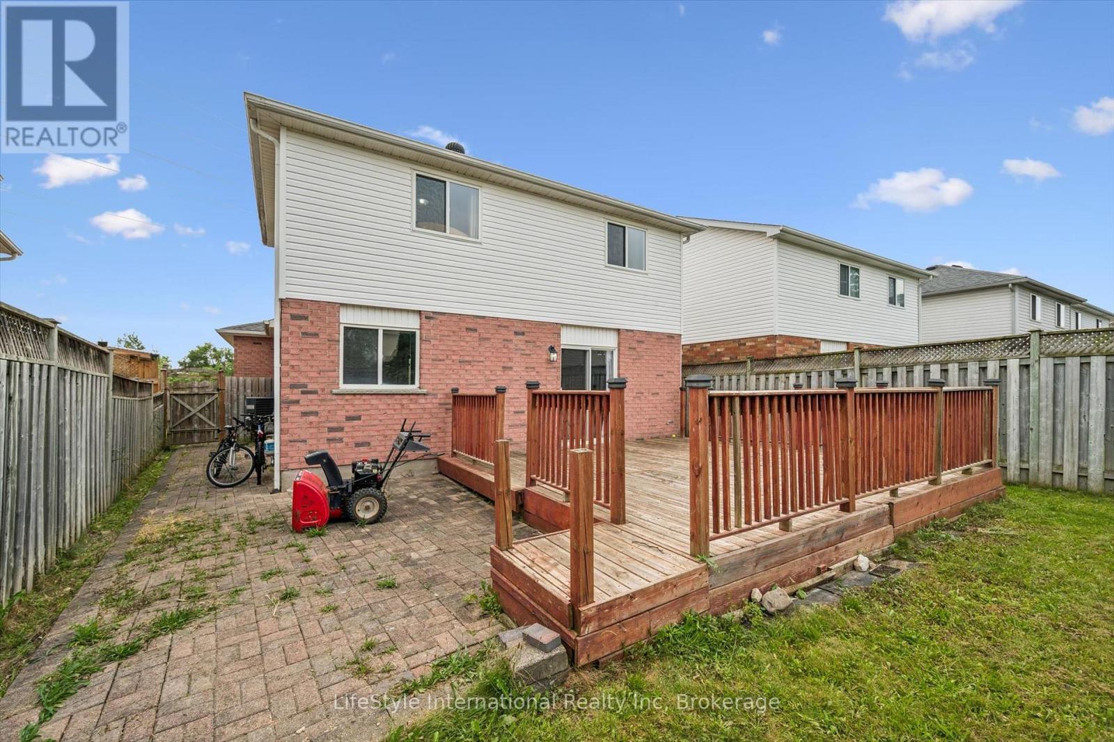 193 Deerpath Drive Property Photo 38
