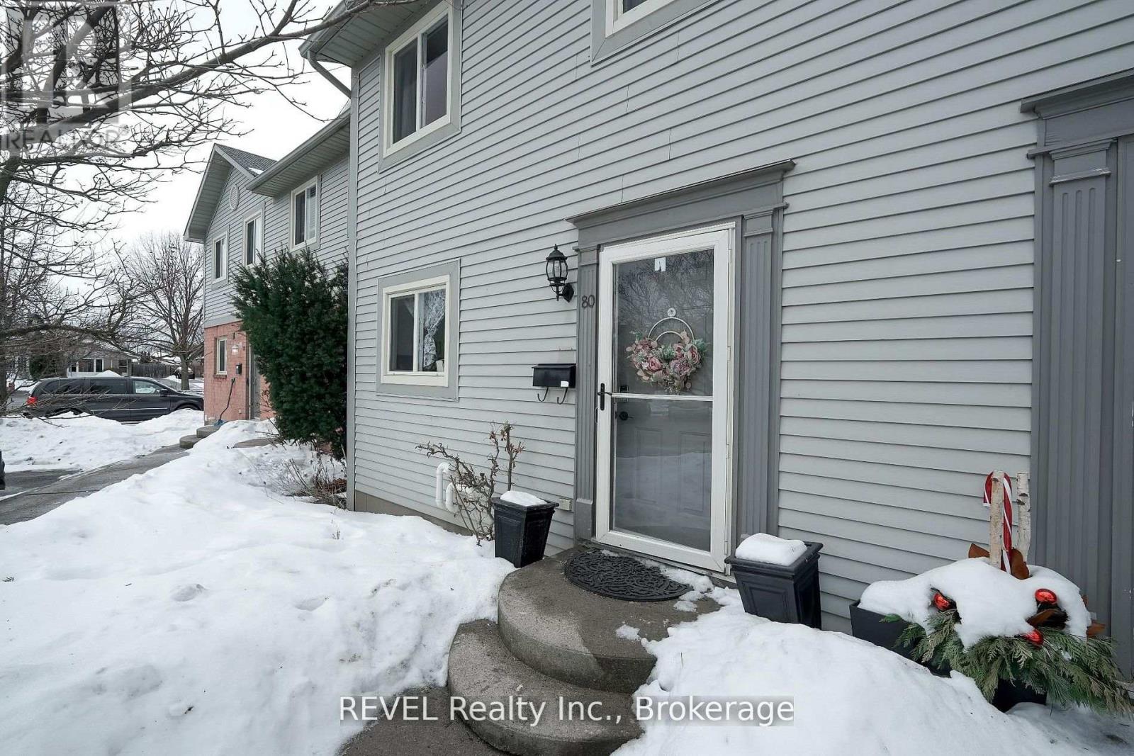 80 - 65 Dorchester Boulevard Property Photo 2