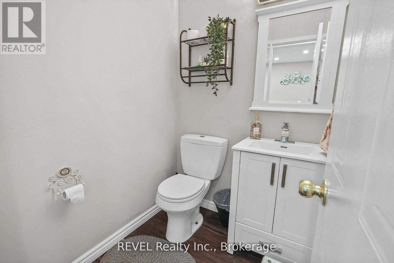 80 - 65 Dorchester Boulevard Property Photo 10