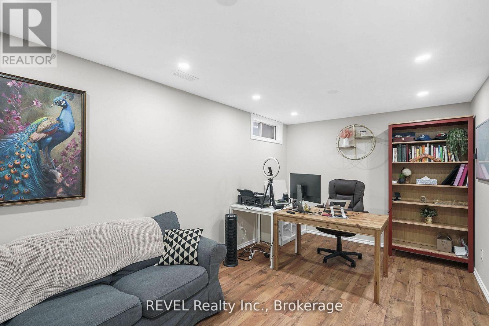 80 - 65 Dorchester Boulevard Property Photo 22